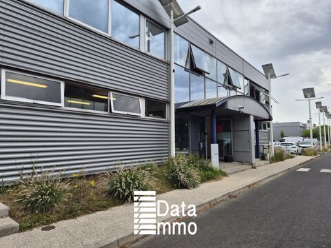   Location / Local industriel - 374 m 