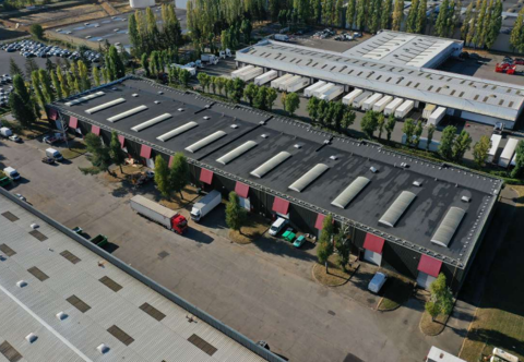 DATA IMMO vous présente à Coignieres, 1347 m² d'activ... 11225 78310 Coignieres