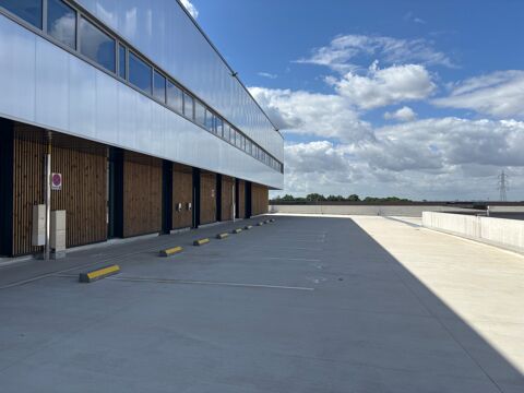   Location / Local industriel - 5834 m 