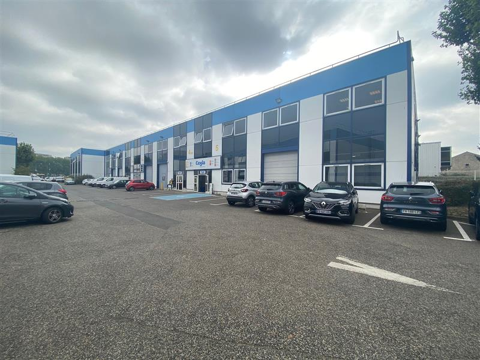 DATA IMMO vous présente à Vitry sur seine, 400 m² d'a... 5667 94400 Vitry sur seine