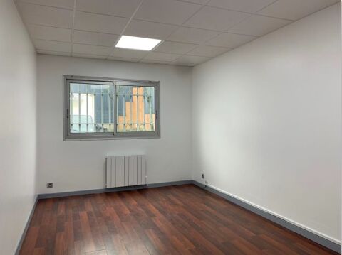   Location / Local industriel - 219 m 