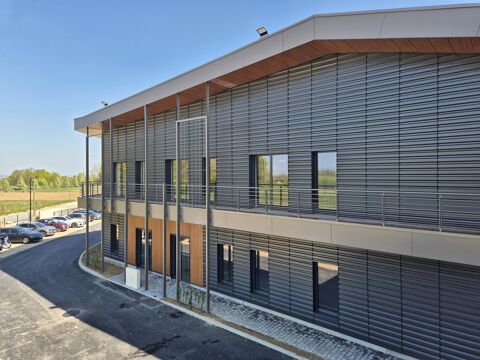   Location / Local industriel - 1381 m 