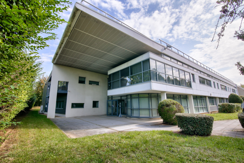 DATA IMMO vous propose à Tremblay-en-france, 3384 m² ... 32430 93290 Tremblay-en-france