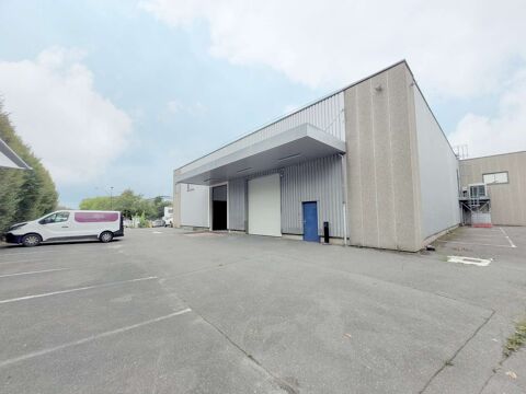  Location / Local industriel - 2899 m 