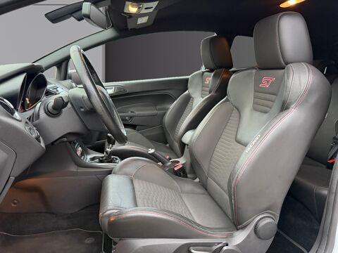 Fiesta ST200 2016 occasion 83210 La Farl&egrave;de
