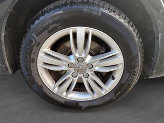 Q3 2.0 TDI 140 AMBITION LUXE QUATTRO S TRONIC 2014 occasion 14320 Saint-Andr&eacute;-sur-Orne