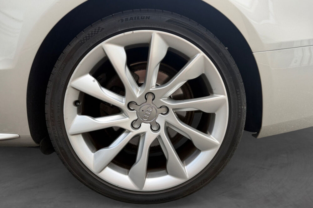 A5 2.0 TFSI AMBIENTE QUATTRO S TRONIC 2013 occasion 13600 La Ciotat