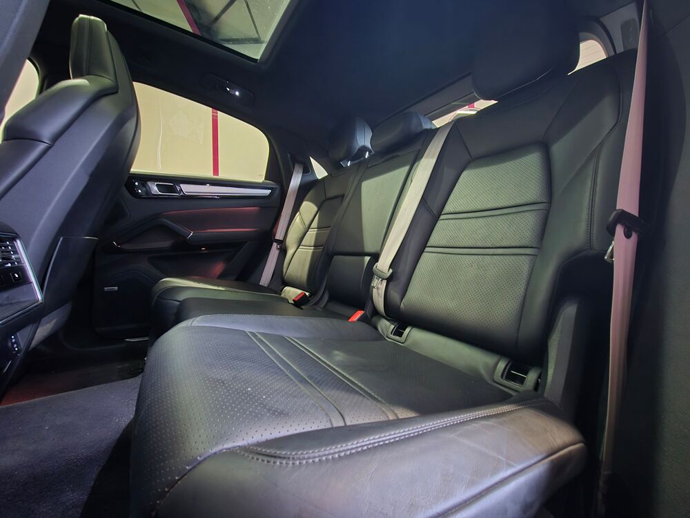 Cayenne COUPE 3.0 V6 462 E-HYBRID AUTO 2023 occasion 73290 La Motte-Servolex