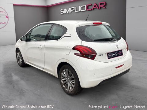 208 Allure 2015 occasion 69730 Genay