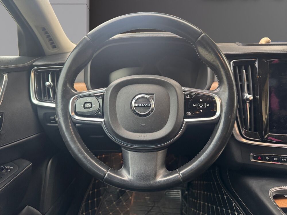 S90 D4 BUSINESS EXECUTIVE GEARTRONIC 2019 occasion 06400 Cannes