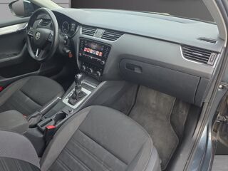 Octavia COMBI 2.0 TDI 150 DSG 2019 occasion 49070 Beaucouz&eacute;