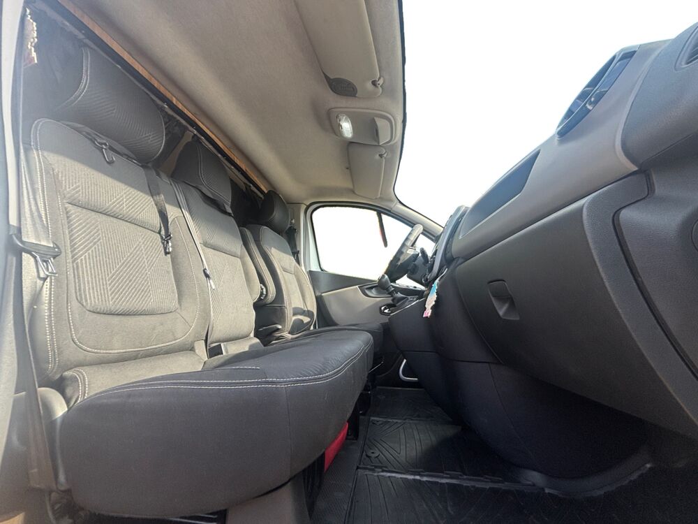 Trafic L1H1 1.6 DCI CONFORT VAN 2017 occasion 78480 Verneuil-sur-Seine