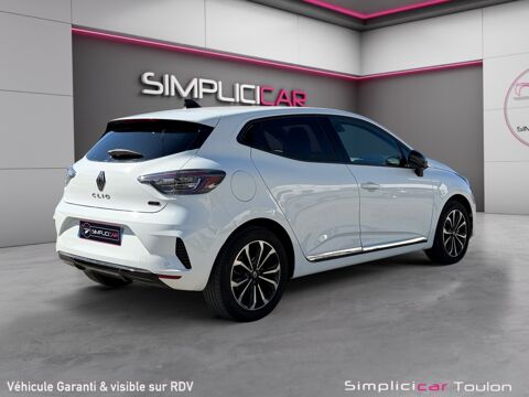 Clio 1.6 E-TECH 145 TECHNO 2023 occasion 83210 La Farl&egrave;de