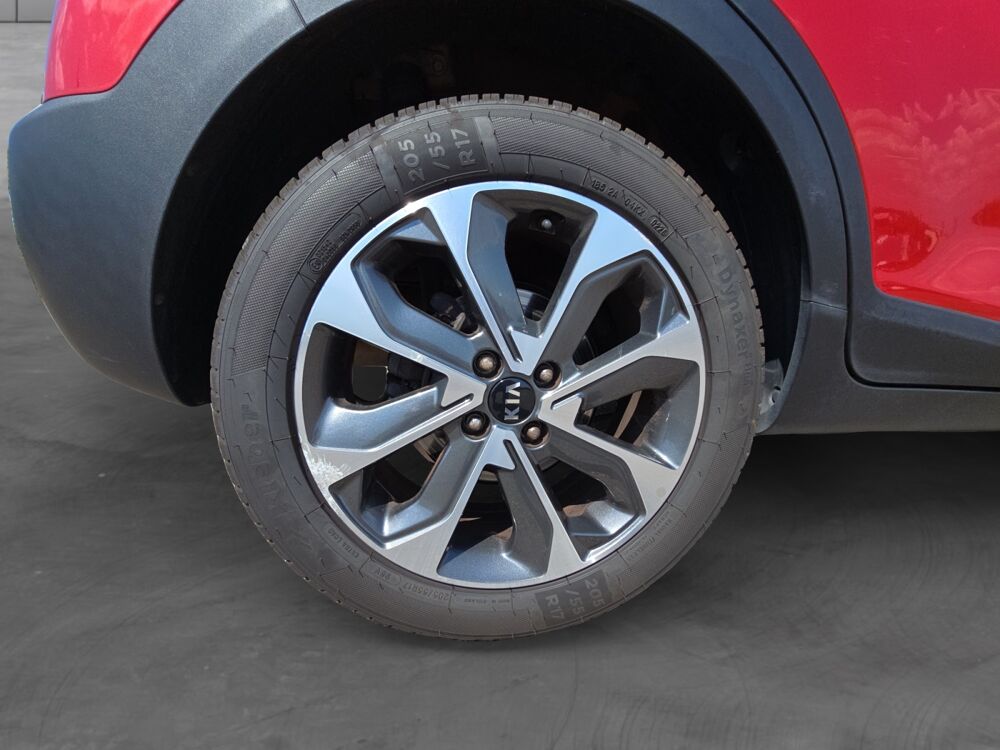 Stonic 1.0 T-GDI 120 PREMIUM 2017 occasion 03300 Cusset