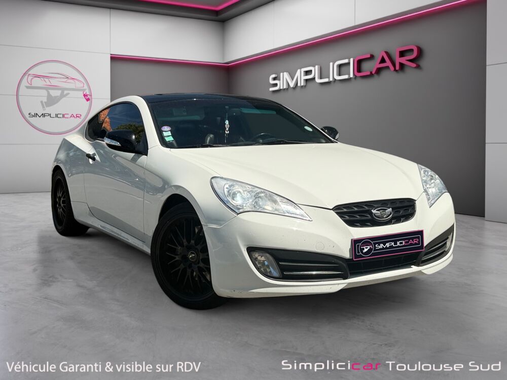 Genesis 3.8 V6 PACK EXECUTIVE 2010 occasion 31120 Pinsaguel