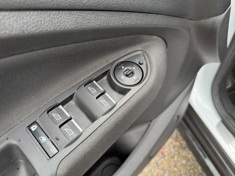 C-max Ford C-MAX II 1.0 EcoBoost 125ch Stop&Start Titanium 2015 occasion 45750 Saint-Pryv&eacute;-Saint-Mesmin