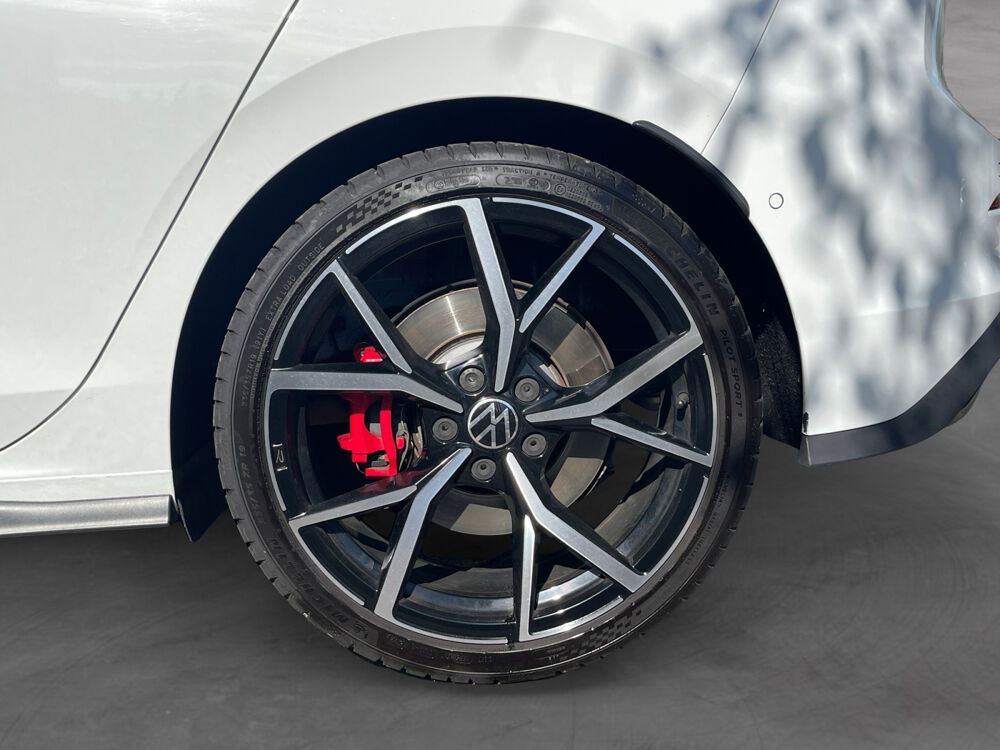 Golf CLUBSPORT 2022 occasion 69730 Genay