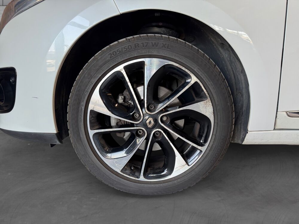 M&eacute;gane III 1.5 DCI 130 BOSE 2014 occasion 64121 Serres-Castet