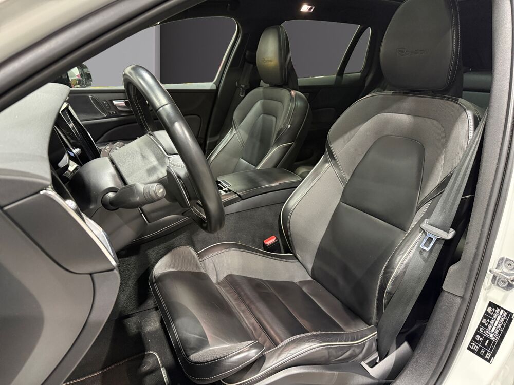 V60 II T8 390 TWIN ENGINE BUSINESS EXECUTIVE GEARTRONIC 8 2020 occasion 69530 Brignais