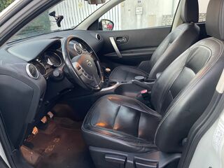 Qashqai 1.6 dCi 130ch FAP Connect Edition 2014 occasion 17200 Saint-Sulpice-de-Royan