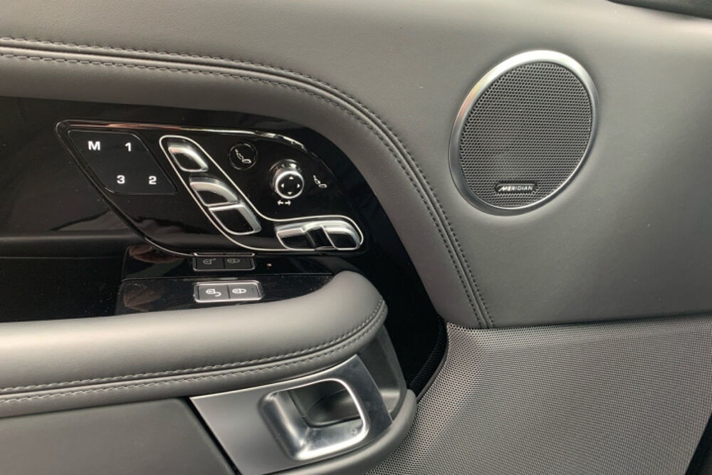 Range Rover Mark IX SWB P400e PHEV Si4 2.0L 400ch Autobiogra 2019 occasion 93100 Montreuil