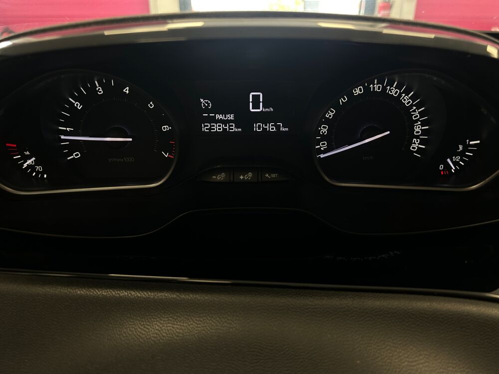 208 PEUGEOT 1.0 ACTIVE 68 CV 2015 occasion 80080 Amiens