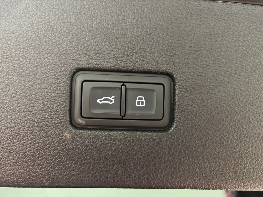 Divers RS Q8 4.0 V8 BITFSI MHEV 600 TIPTRONIC 2020 occasion 54180 Houdemont