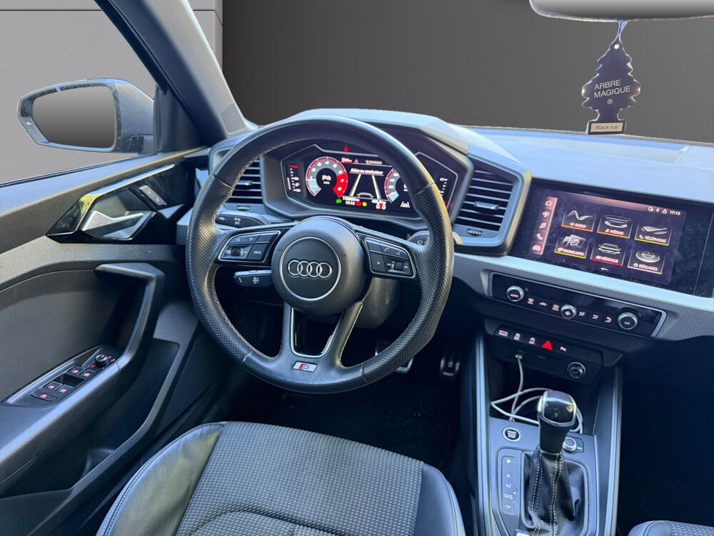 A1 S Line 40 TFSI 207 S TRONIC 2021 occasion 30900 Nimes