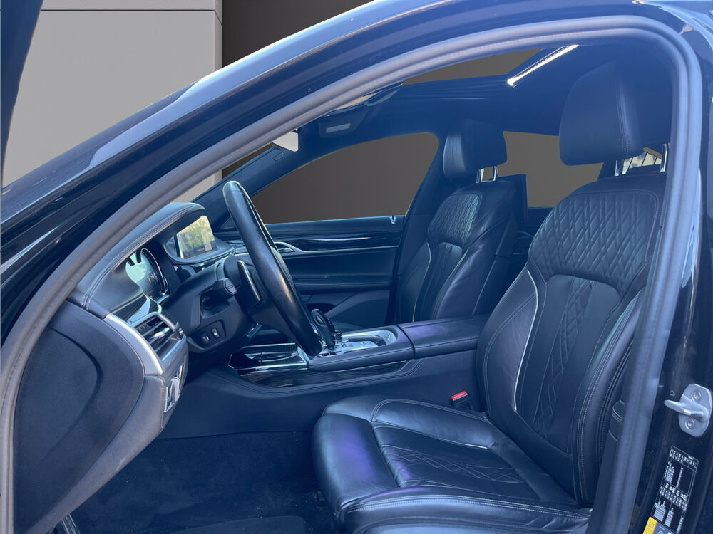 S&eacute;rie 7 M SPORT 2018 occasion 69730 Genay