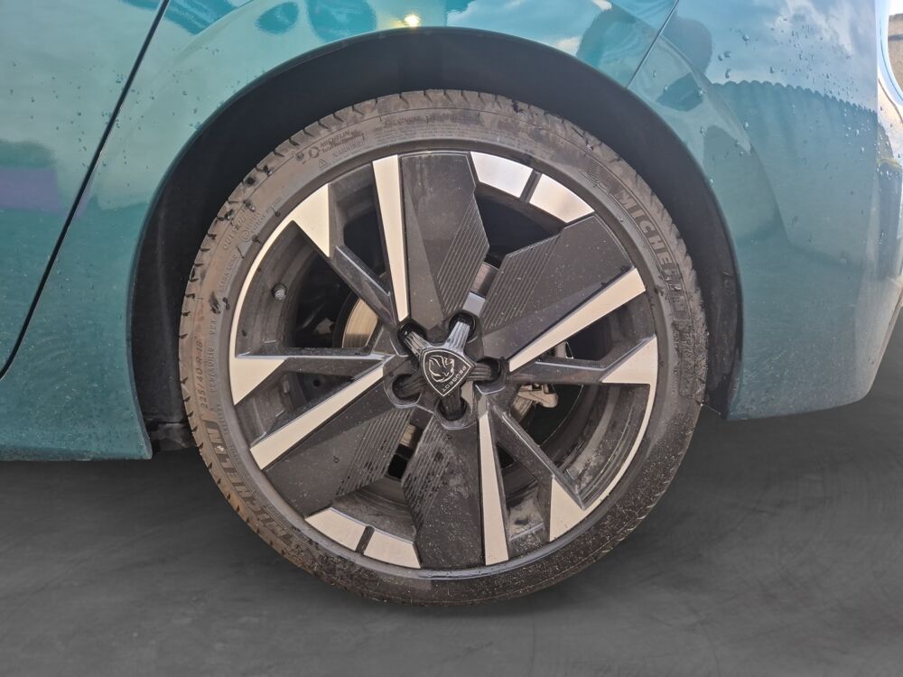 308 1.2 HYBRID 145 GT EXCLUSIVE E-DCS 2025 occasion 26000 Valence