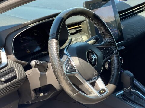 Clio V 1.6 E-TECH HYBRIDE 145 ENGINEERED 2023 occasion 45750 Saint-Pryv&eacute;-Saint-Mesmin