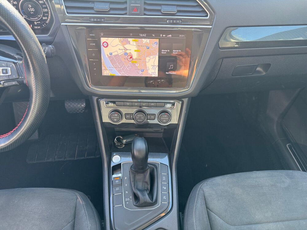 Tiguan CARAT R-LINE 2017 occasion 69730 Genay