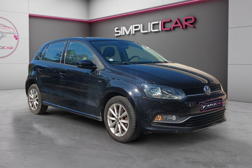 Polo 1.2 TSI 90 S&eacute;rie Sp&eacute;ciale Lounge 2016 occasion 13600 La Ciotat