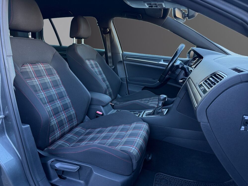 Golf GTI Performance 2017 occasion 83210 La Farl&egrave;de