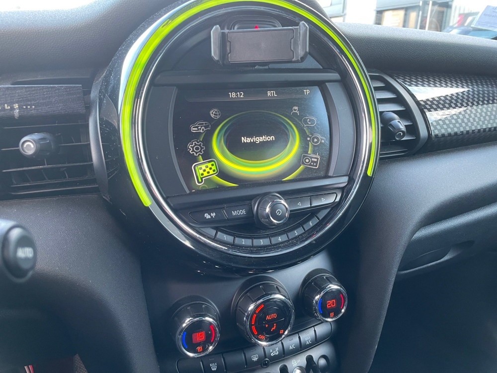 Cooper COOPER S 2.0 192 BVA7 JOHN COOPER WORKS 2016 occasion 49070 Beaucouz&eacute;
