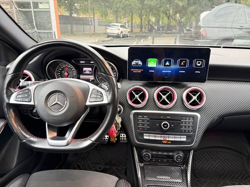 Classe A MERCEDES CLASSE A 160 FASCINATION 2016 occasion 93100 Montreuil