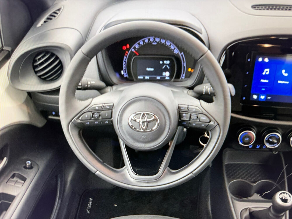 Aygo Dynamic 2025 occasion 83210 La Farl&egrave;de