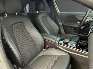 Classe A MERCEDES CLASSE 180 PROGRESSIVE LINE 2020 occasion 27200 Vernon