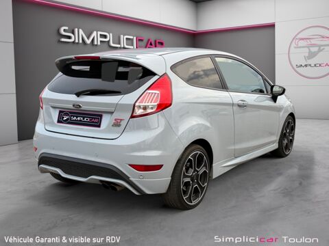 Fiesta ST200 2016 occasion 83210 La Farl&egrave;de