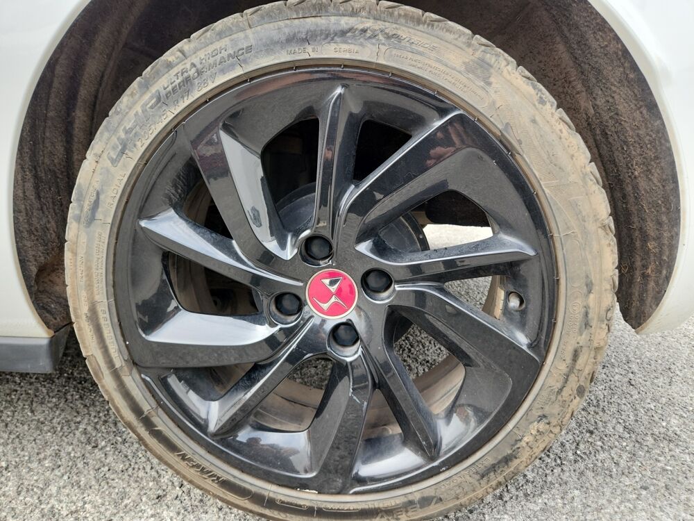 DS3 1.2 PURE TECH 82 EXECUTIVE 2019 occasion 83480 Puget-sur-Argens