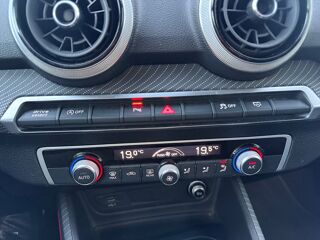 Q2 35 TFSI 150 S LINE PLUS S TRONIC 2022 occasion 13600 La Ciotat