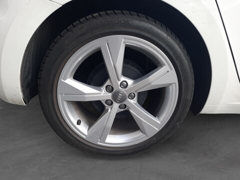 A1 25 TFSI 95 business line 2020 occasion 93100 Montreuil