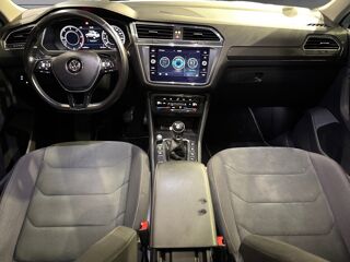 Tiguan 2.0 TDI 150 4X2 DSG PH2 pack r line 2018 occasion 34070 Montpellier