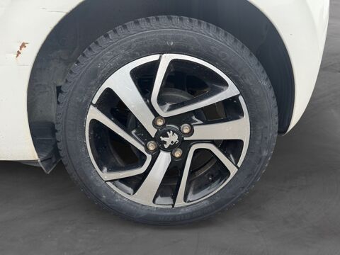 108 1.2 PURE TECH 82 ALLURE TOP 2014 occasion 13600 La Ciotat
