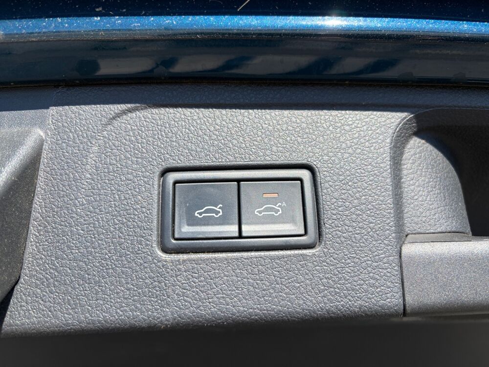 Passat R-Line 2021 occasion 87000 Limoges