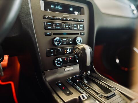 Mustang FORD MUSTANG V6 2013 occasion 73290 La Motte-Servolex