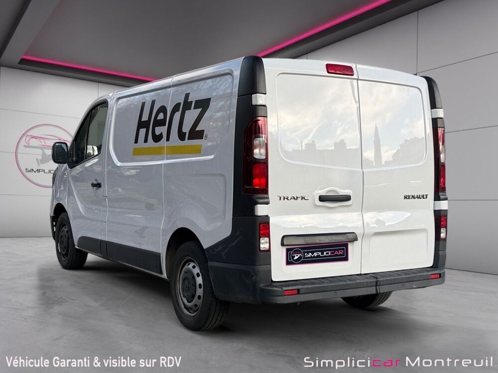 Trafic III (2) FOURGON L1H1 2800 KG BLUE DCI 110 ESSENTIEL 2023 occasion 93100 Montreuil
