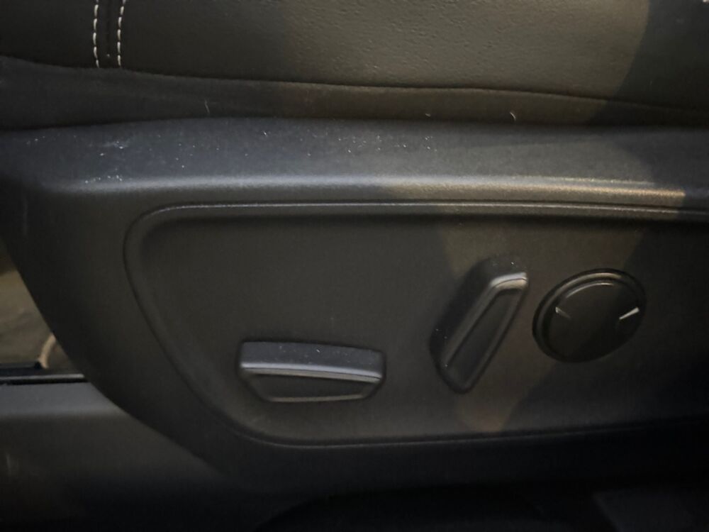 Kuga 2.5 DURATEC 190 FLEXIFUEL FHEV ST-LINE POWERSHIFT 2022 occasion 27200 Vernon