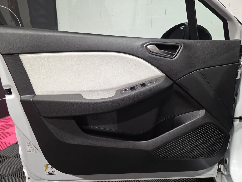 Clio 1.6 E-TECH 145 TECHNO 2023 occasion 54180 Houdemont