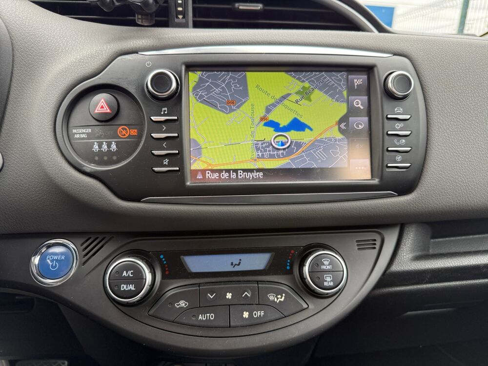 Yaris 100H DYNAMIC BUSINESS 2018 occasion 31120 Pinsaguel